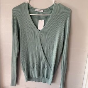 Woman’s Mint Green Wrap Style Looking Sweater Longsleeve Thin Knit Small NWT